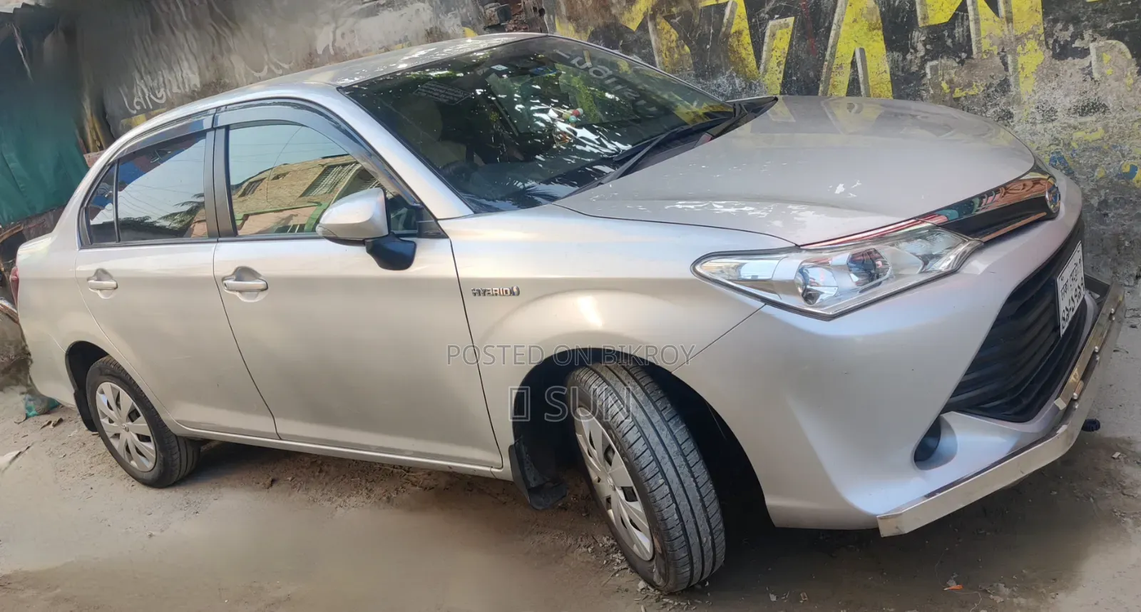 Toyota Axio 1.5 Hybrid 2WD 2017 Silver