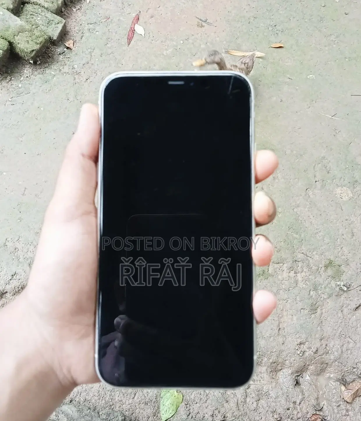 অ্যাপল আইফোন ১১ ৬৪ জিবি সাদা