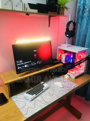 New Desktop Computer 16GB AMD Ryzen SSD 256GB