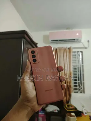 Samsung Galaxy F13 128 GB Orange