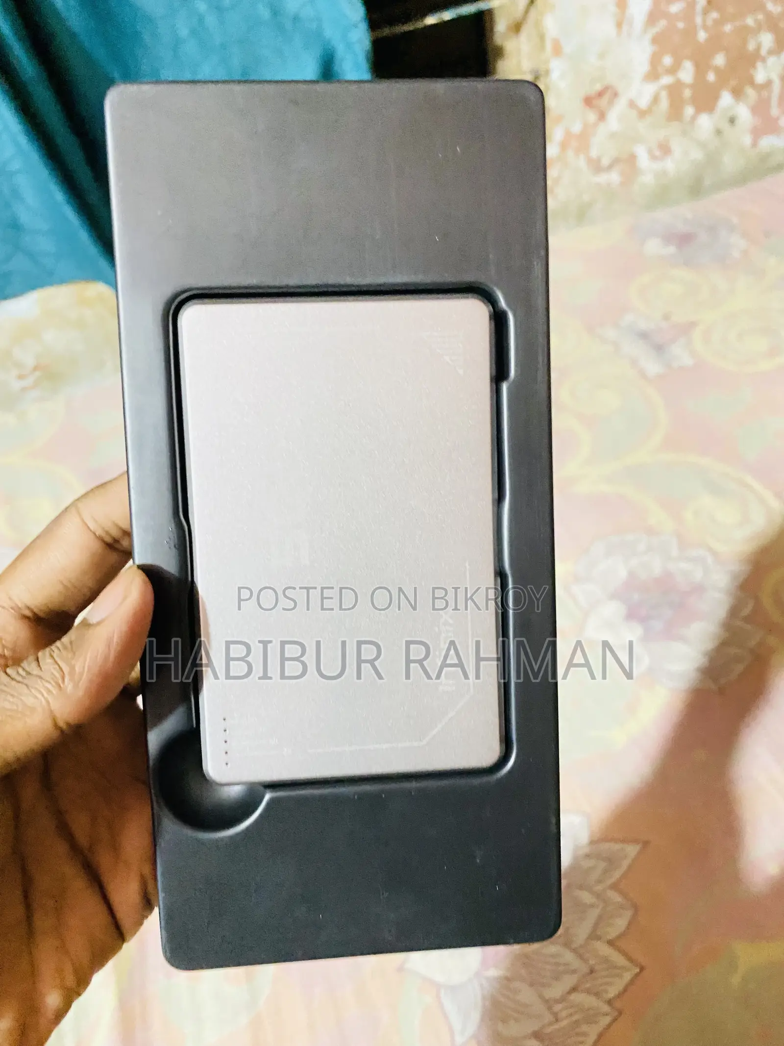 Infinix MagPower Wireless Power Bank | Magnetic Charging | Like New