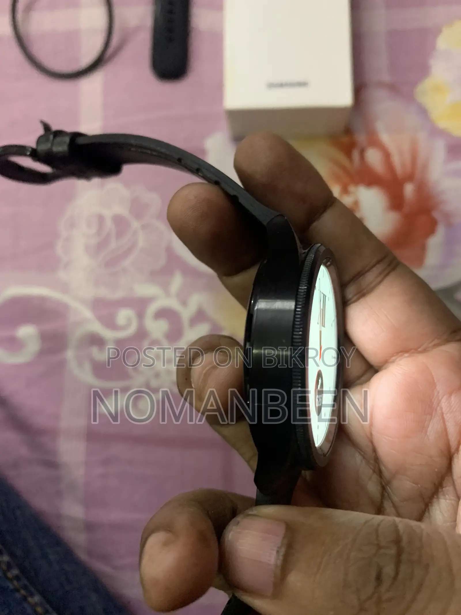 Samsung Galaxy Watch 6 Classic With Box and Extra Strap