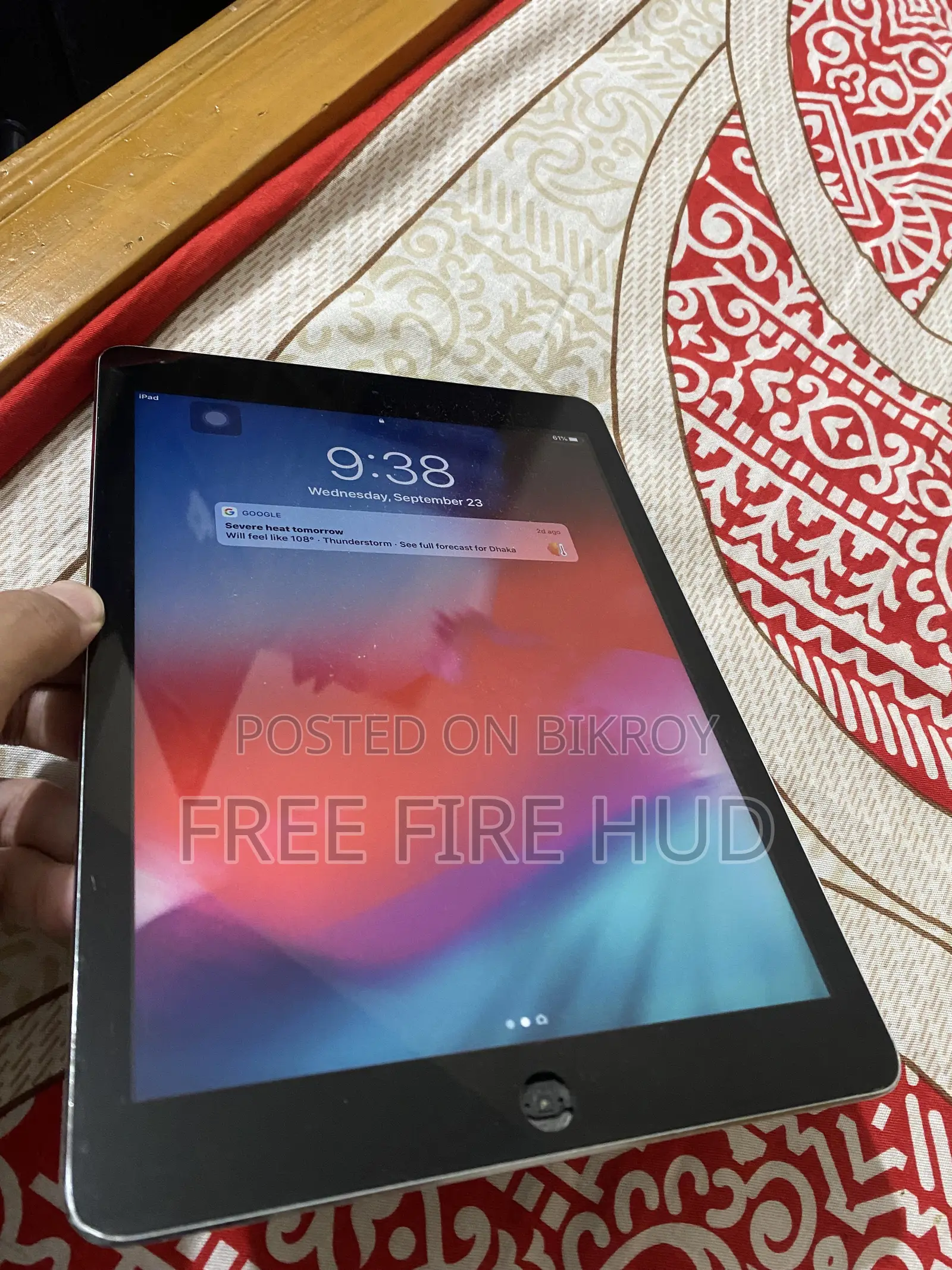 Apple iPad Air 4 GB Silver