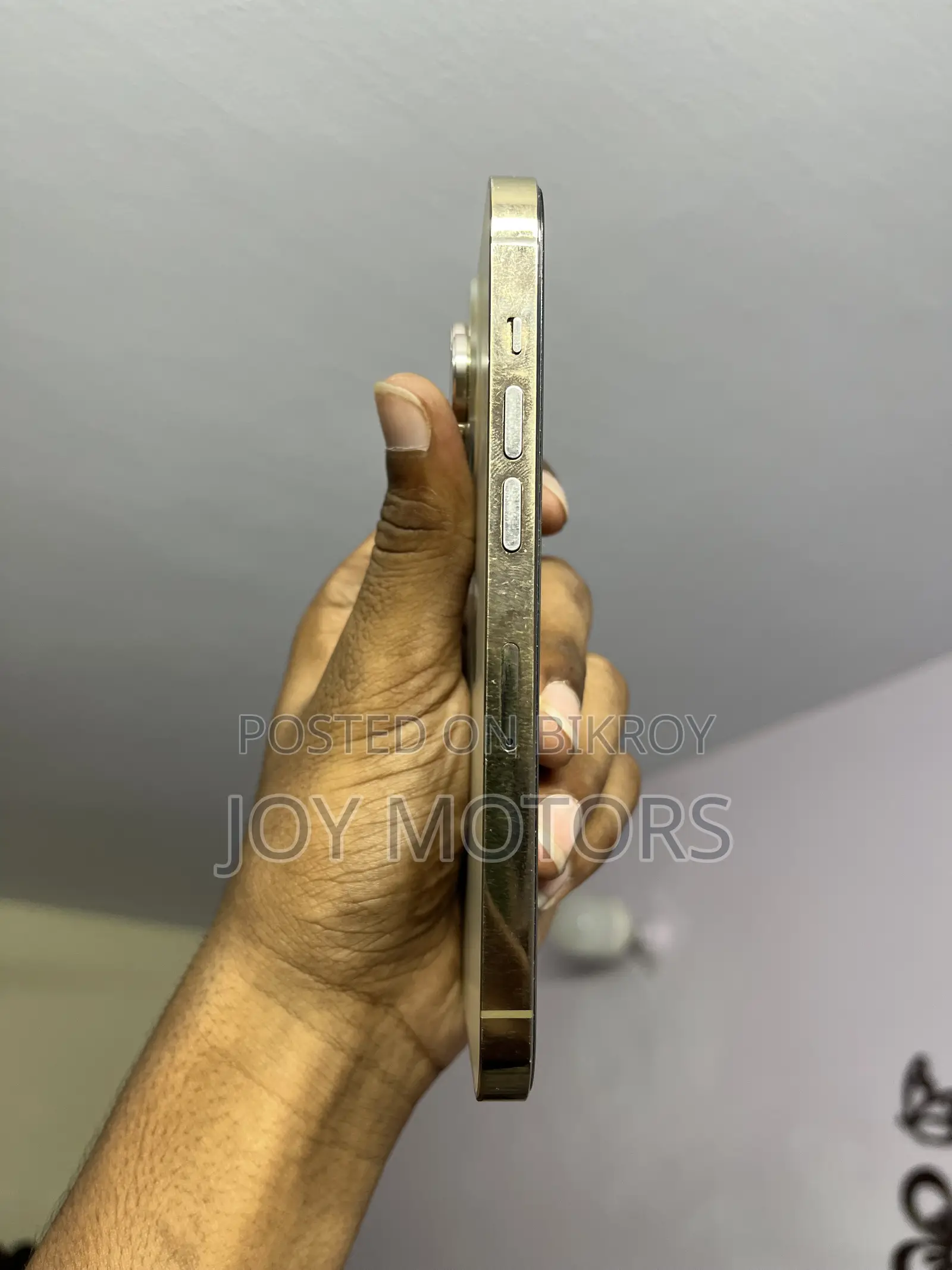 অ্যাপল আইফোন ১৪ প্রো ১২৮ জিবি গোল্ড