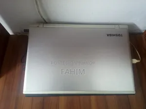 Laptop Toshiba Satellite P50 16GB Intel Core i5 SSD 256GB