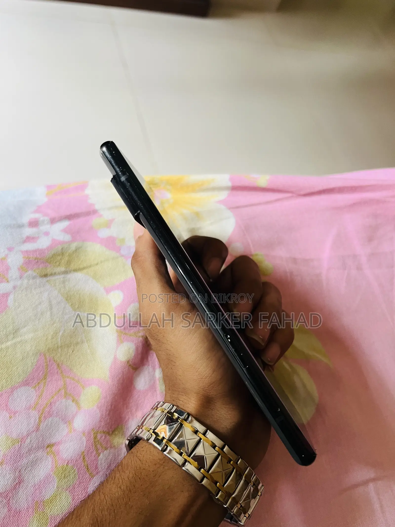 New EL 128 GB Black