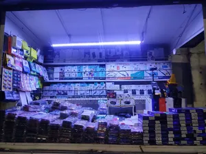 Mobile Accessories Shop/Cycle Van for Sale
