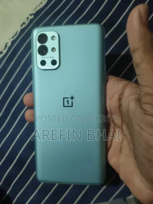 ওয়ানপ্লাস ৯আর ২৫৬ জিবি