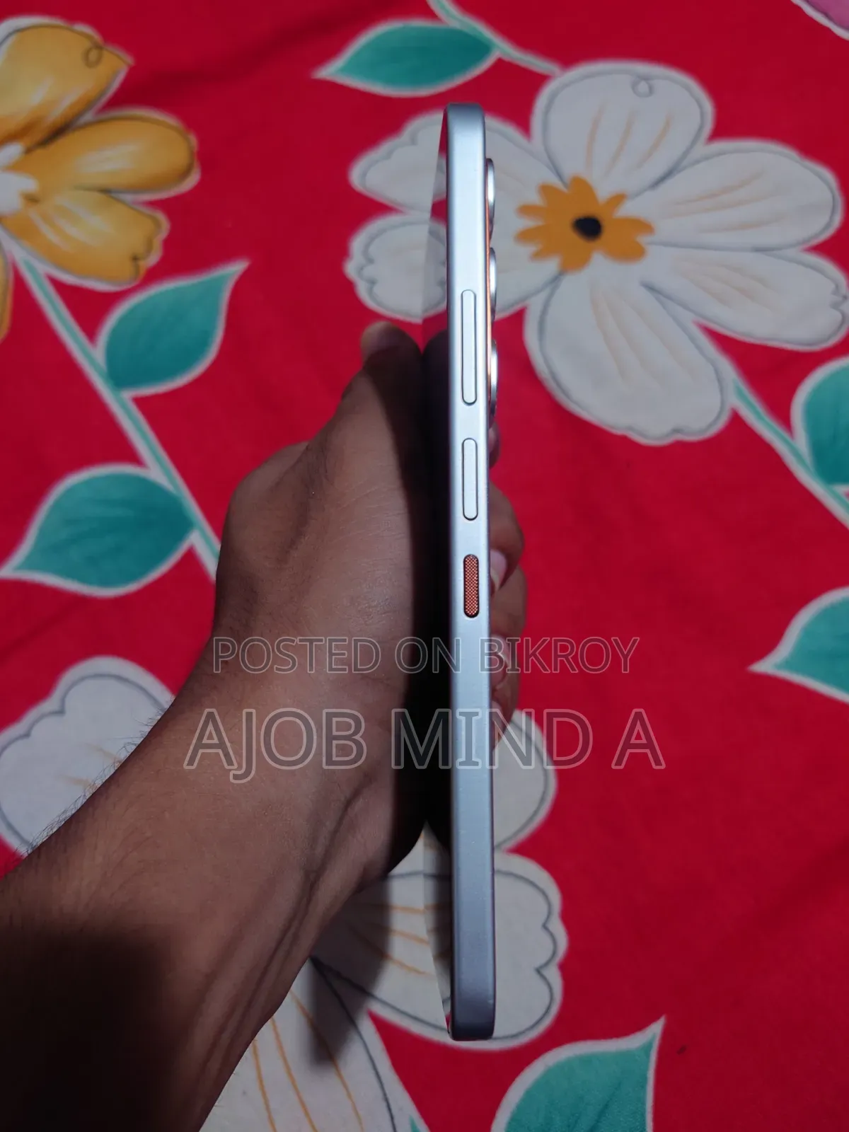 নতুন Infinix 128 GB সাদা