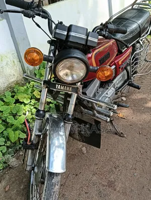 Yamaha 1998 Red