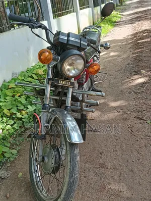 Yamaha 1998 Red