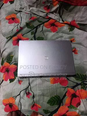 Laptop HP 14-dq2031tg 4GB Intel Core i5 SSD 256GB