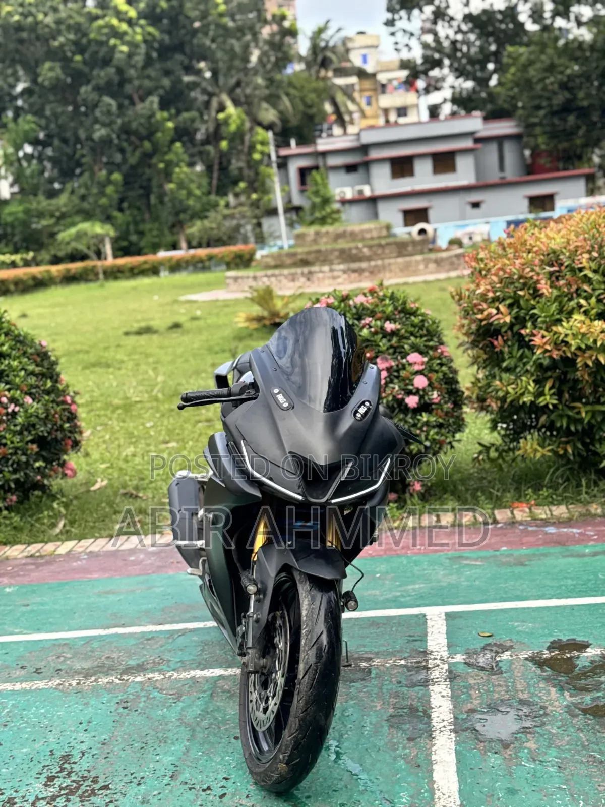 Yamaha R15 V3 2021 কালো