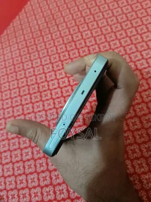 রিয়েলমি ১৩ প্রো প্লাস ৫জি ২৫৬ জিবি