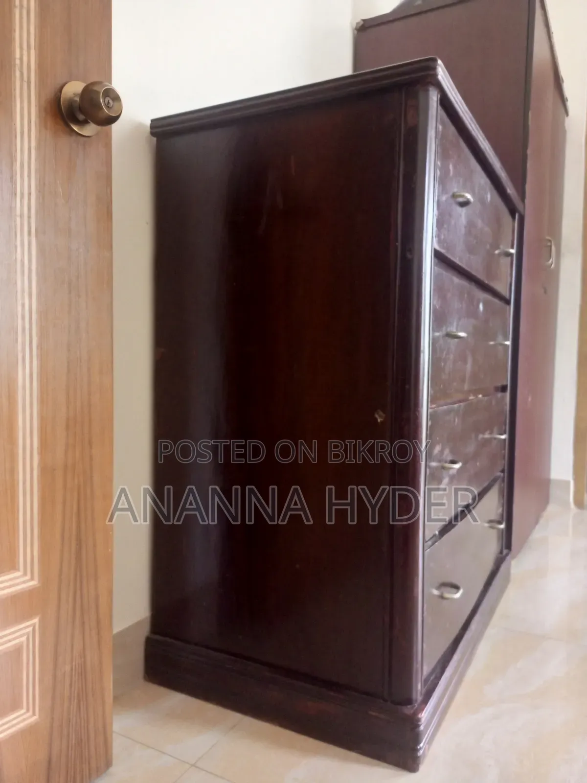 Clothes Wardrobe