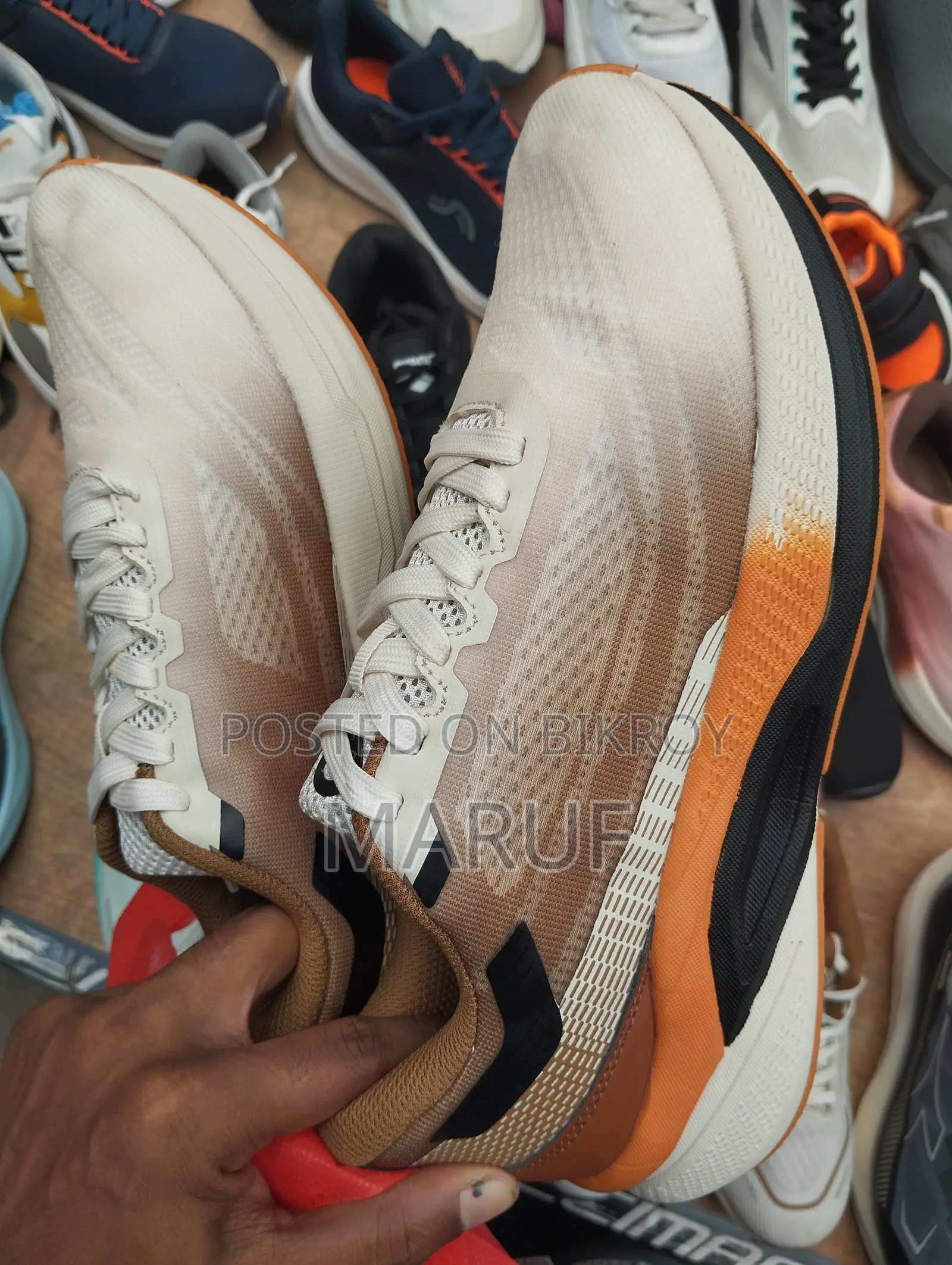 Man's Sports Shoes