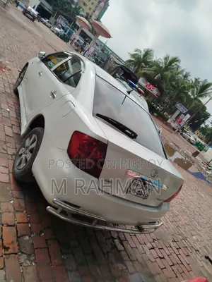 নতুন টয়োটা অ্যালিয়ন ২০০২ সাদা
