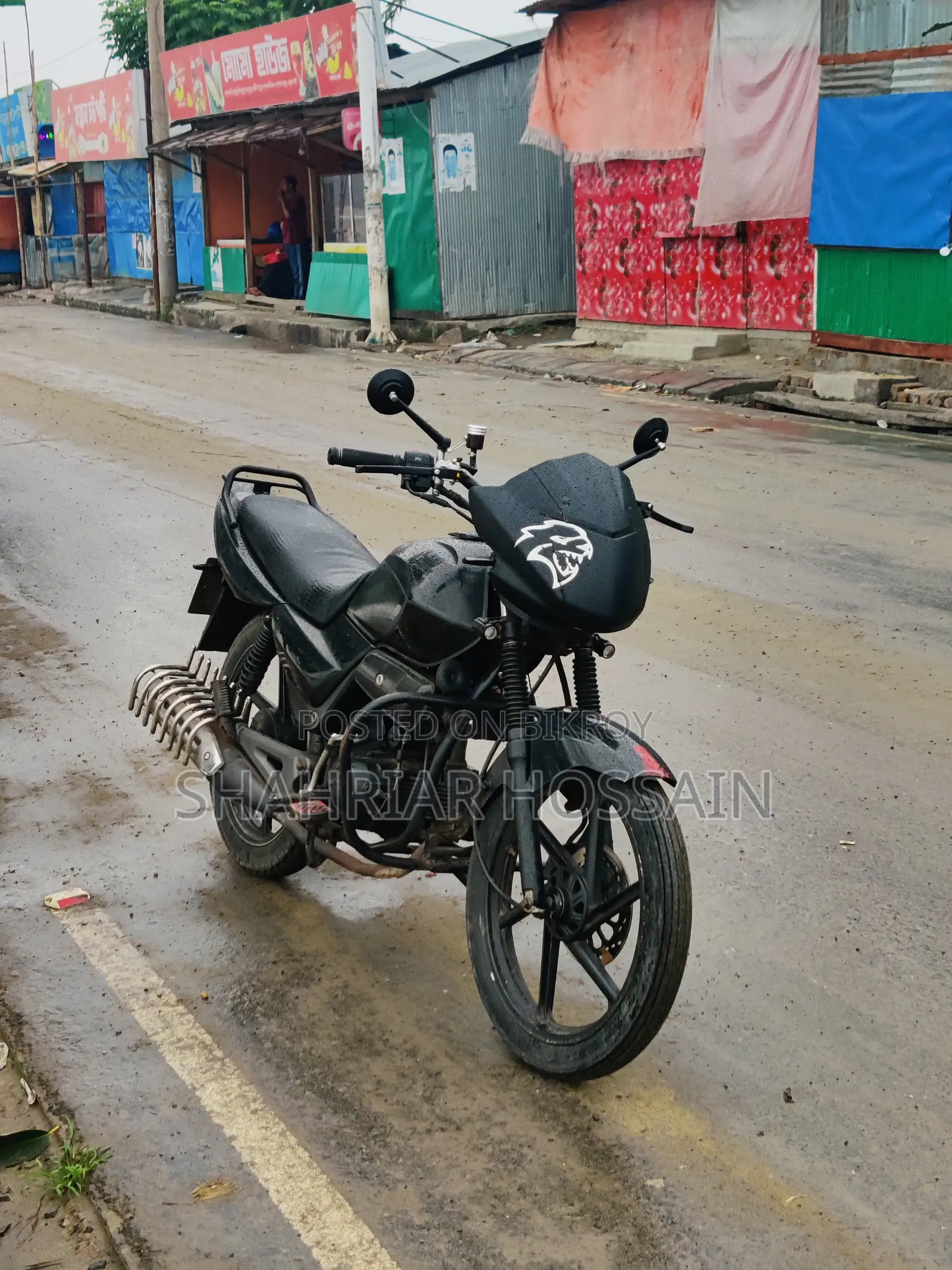 দায়াং ডিওয়াই১০০-এ ২০১০ কালো