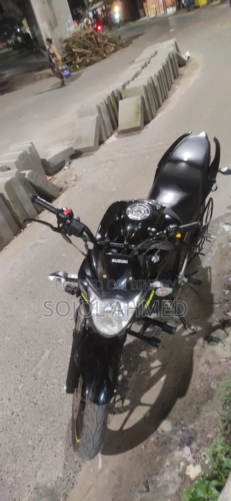 Suzuki Gixxer 2025 Black