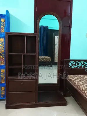 ড্রেসিং টেবিল