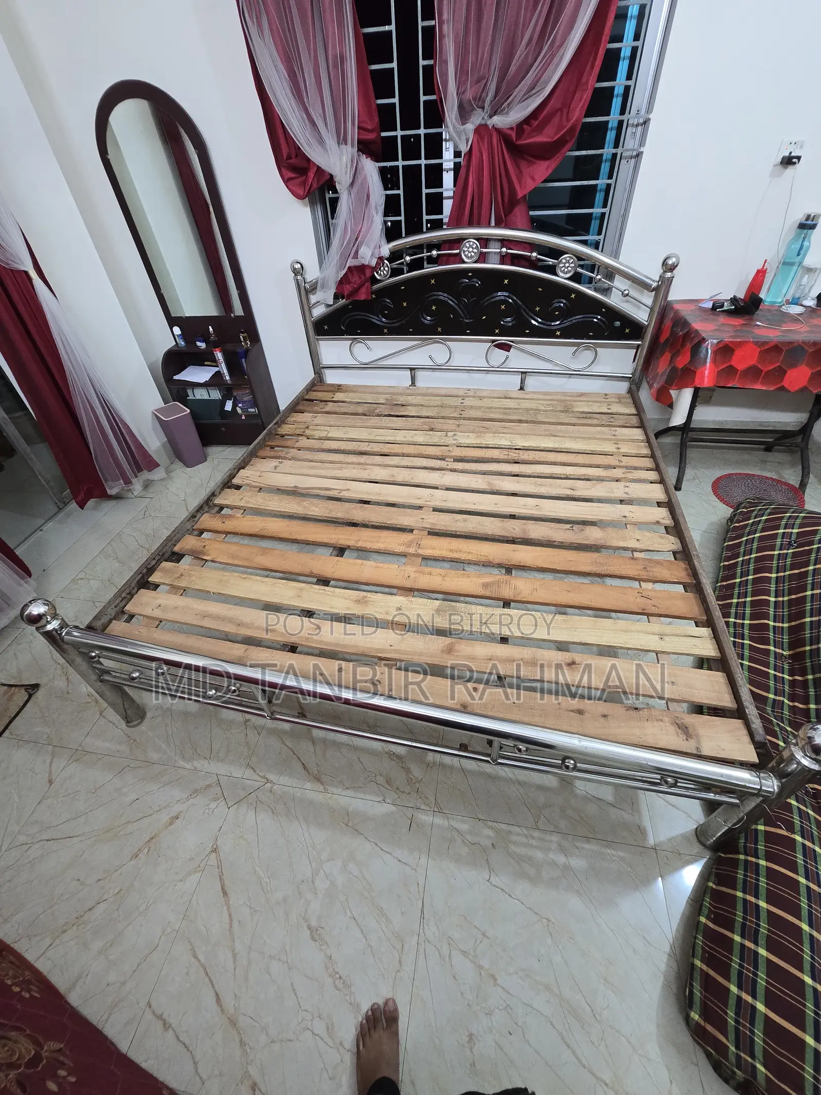 Steel Bed (King Size-7'x 6')