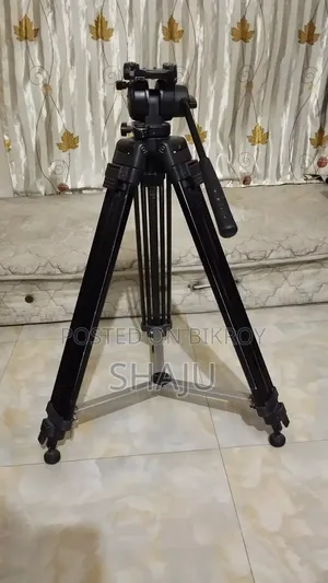 ক্যামেরা ট্রাইপড