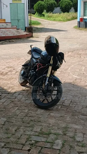 নতুন রানার বোল্ট ১৬৫আর ২০২৩ কালো