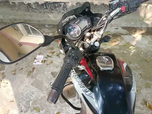 বাজাজ ডিসকভার ১২৫ ২০১৯ ব্ল্যাক
