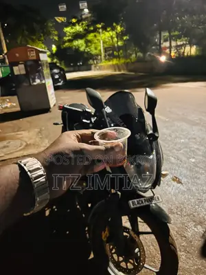 সুজুকি জিক্সার এসএফ ২০১৮ ব্ল্যাক