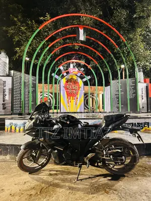 সুজুকি জিক্সার এসএফ ২০১৮ ব্ল্যাক