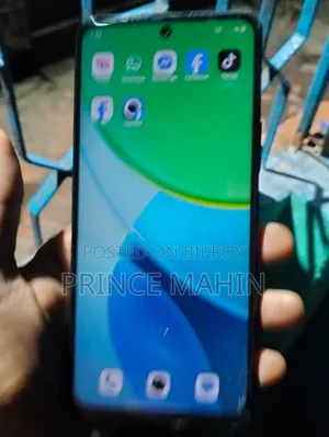 Vivo 128 GB Green