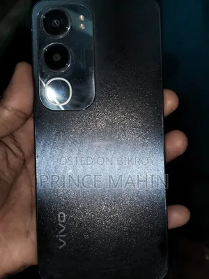 Vivo 128 GB Green