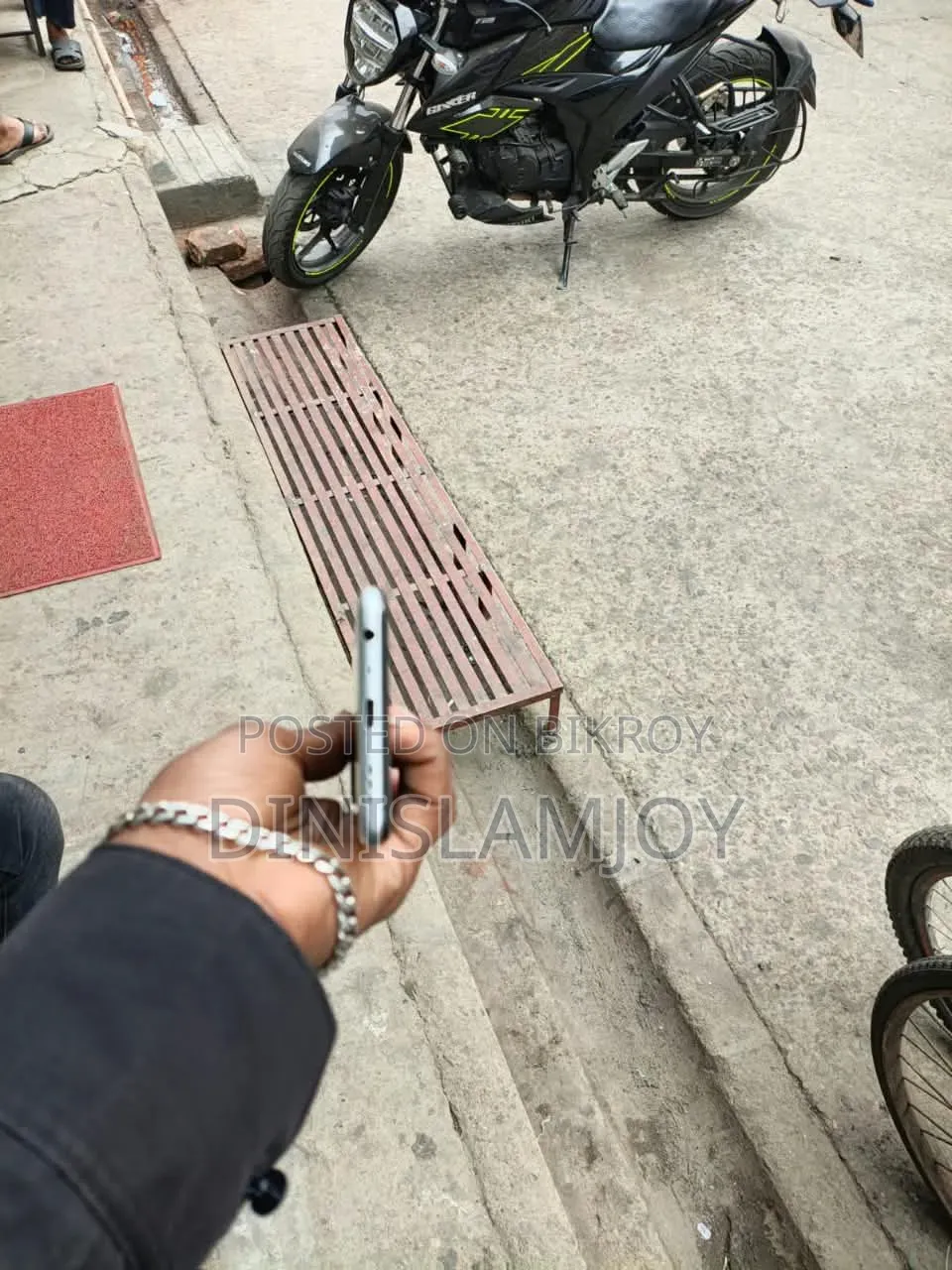 ওপ্পো এ১৬ ৬৪ জিবি সিলভার