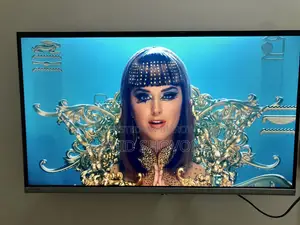 তোশিবা টিভি ৩২ ইঞ্চি অ্যান্ড্রয়েড