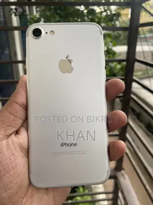 Apple iPhone 7 128 GB Silver