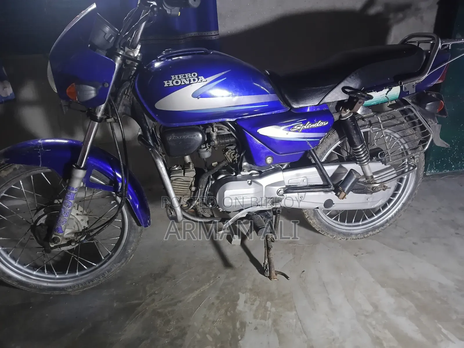 হিরো স্প্লেন্ডার প্লাস ২০১০ নীল