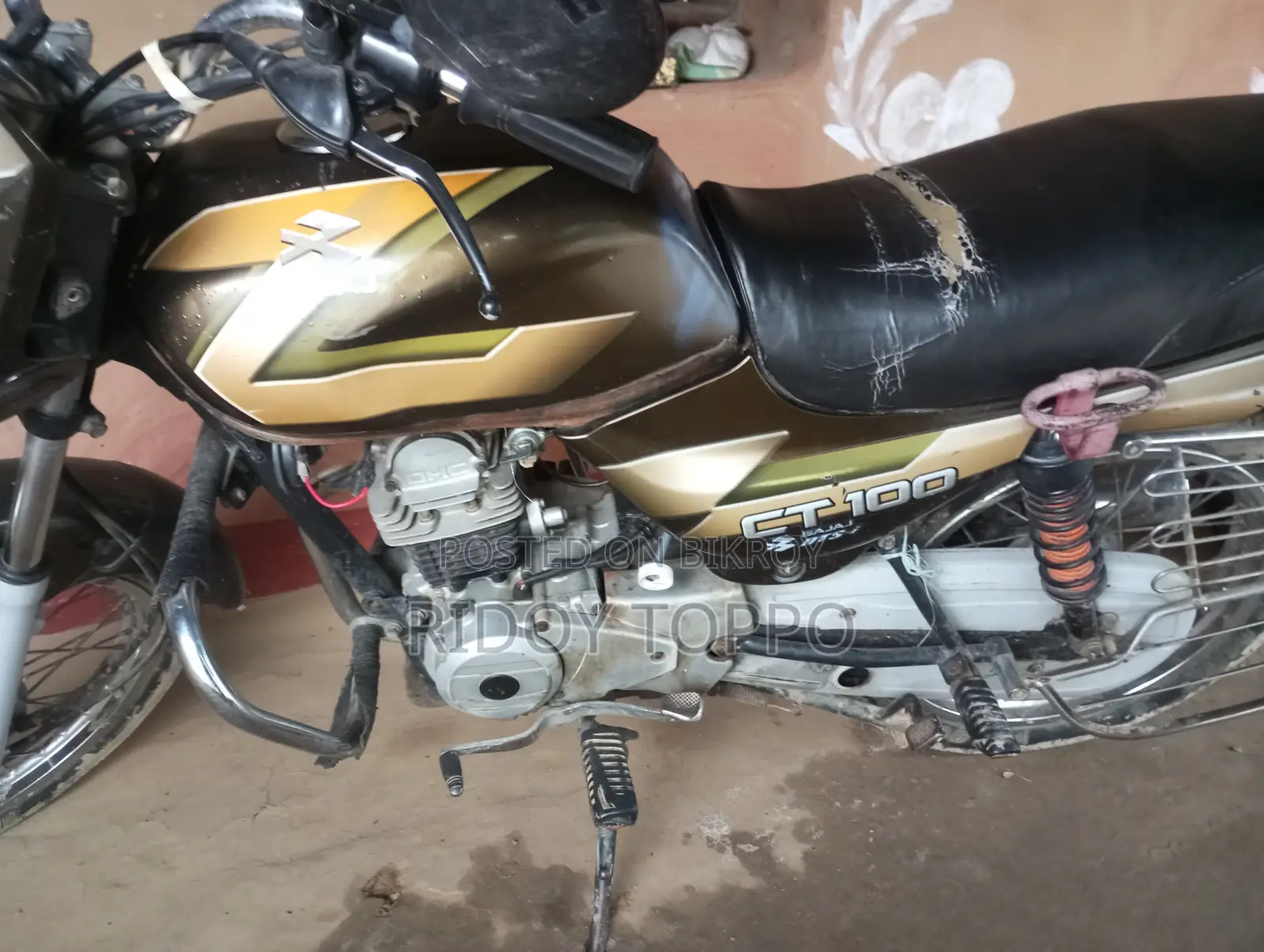 Bajaj CT 100 2017