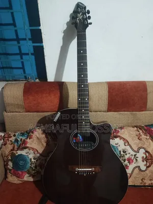 ইয়ামাহা সিএম২ গিটার