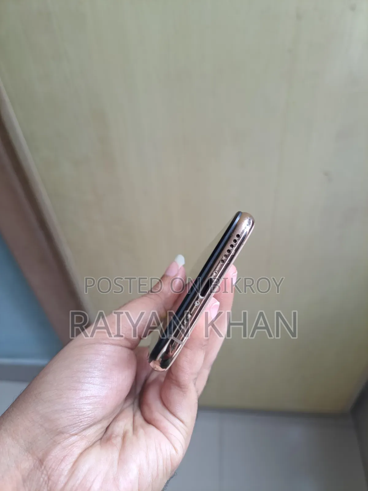 অ্যাপল আইফোন এক্সএস ৬৪ জিবি গোল্ড
