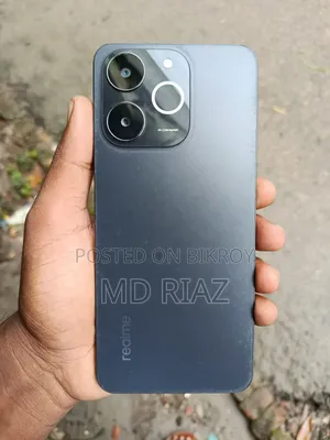 রিয়েলমি নোট ৭০ ১২৮ জিবি কালো