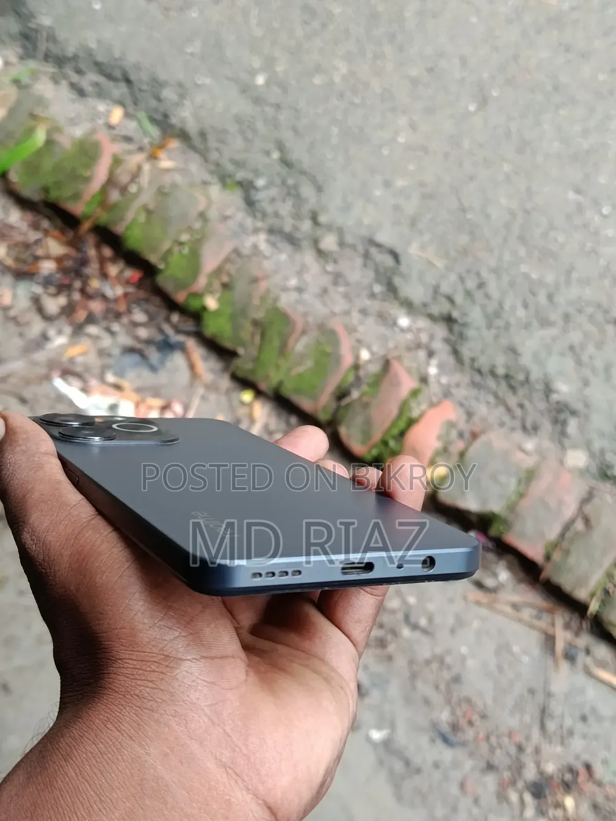 রিয়েলমি নোট ৭০ ১২৮ জিবি কালো