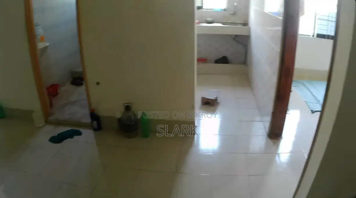 সাথিয়ায় সাজানো ২-বেডরুমের অ্যাপার্টমেন্ট বিক্রয়ের জন্য