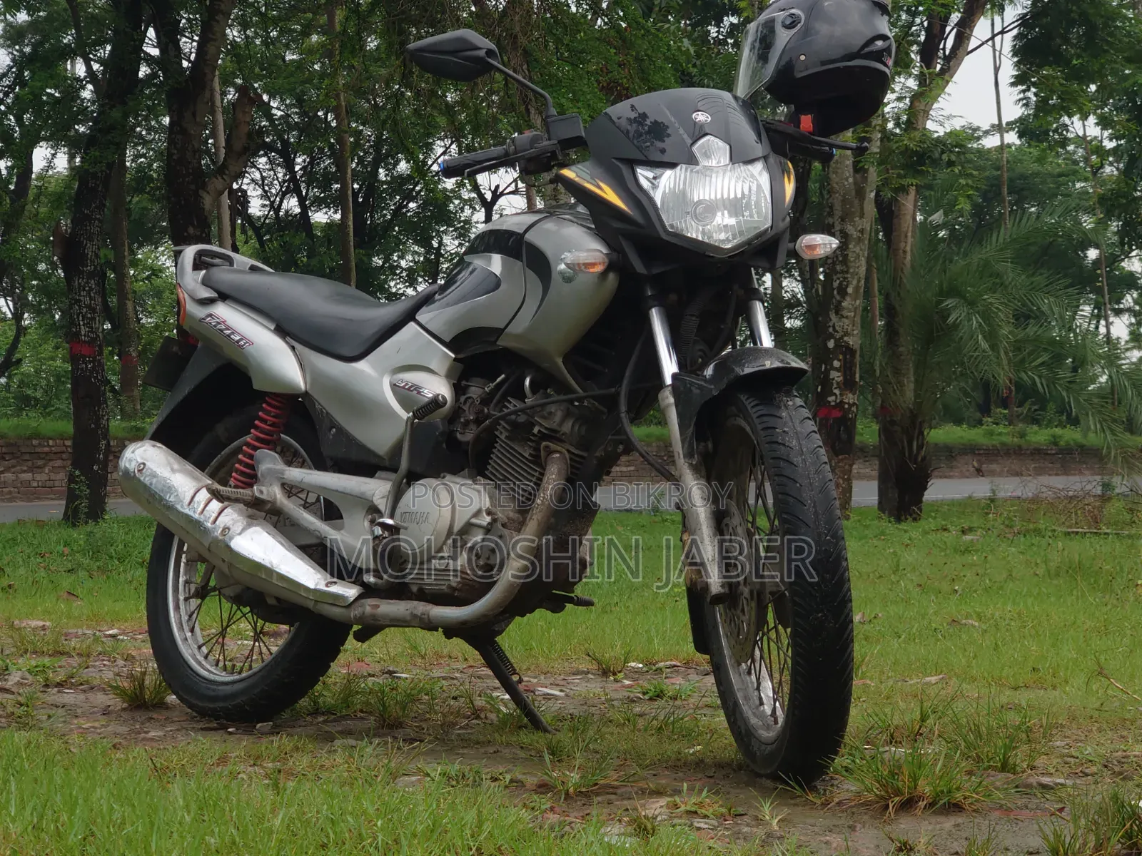 Yamaha YBR125 2005 Gray