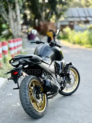 Yamaha FZS V4 2025 Black