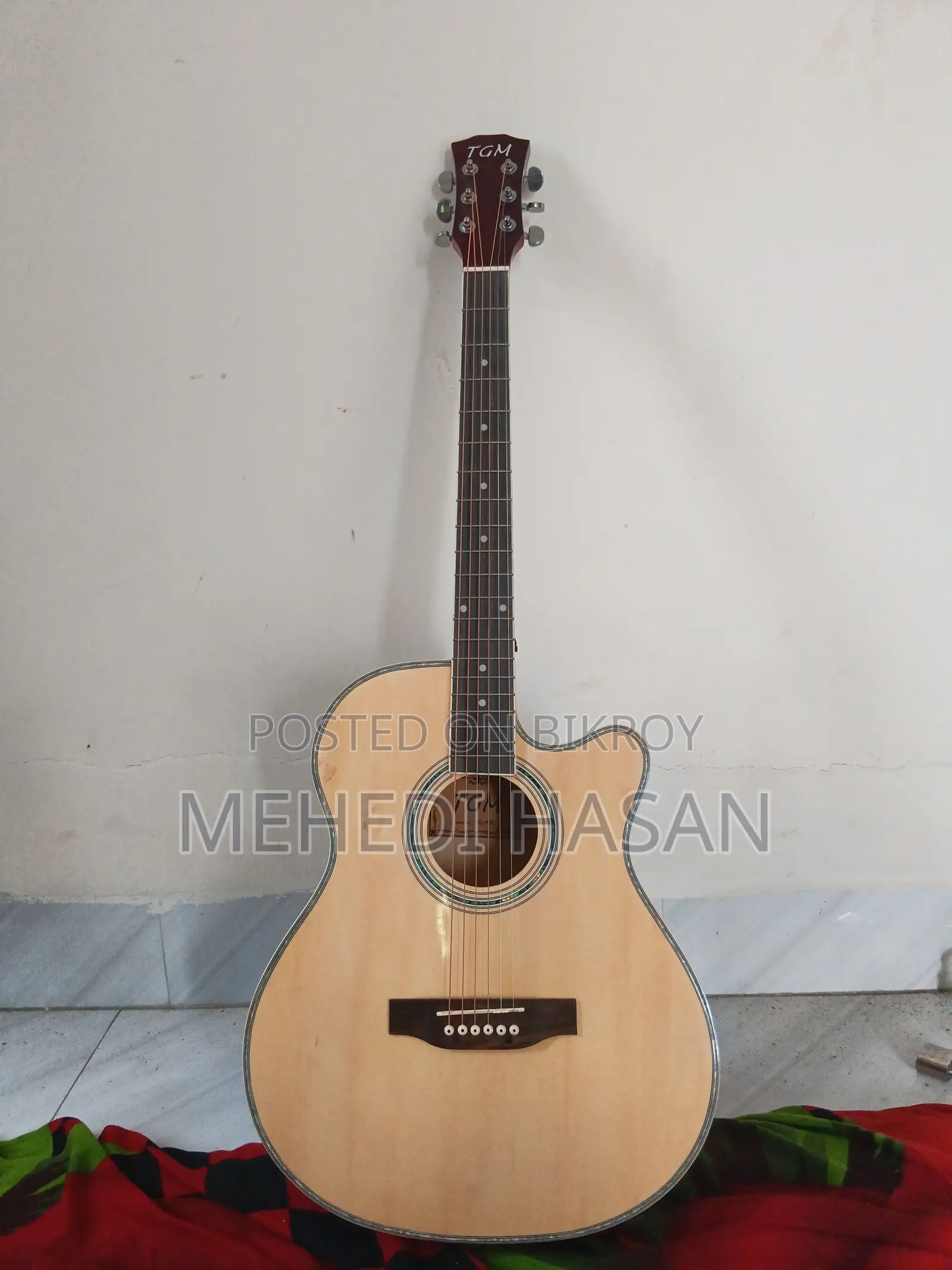 TGM Guitar. Full Fresh. Purchased 1 Month Ago. 2 Year Service Warranty