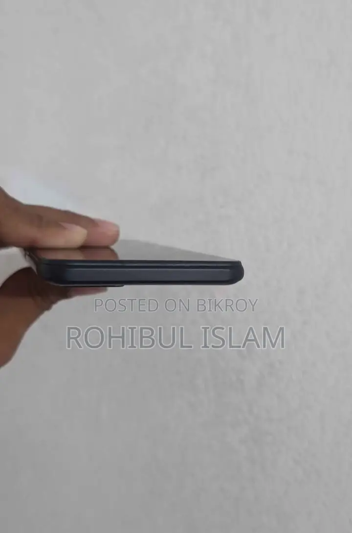 অপ্পো এ৫৬ ৫জি ২৫৬ জিবি কালো