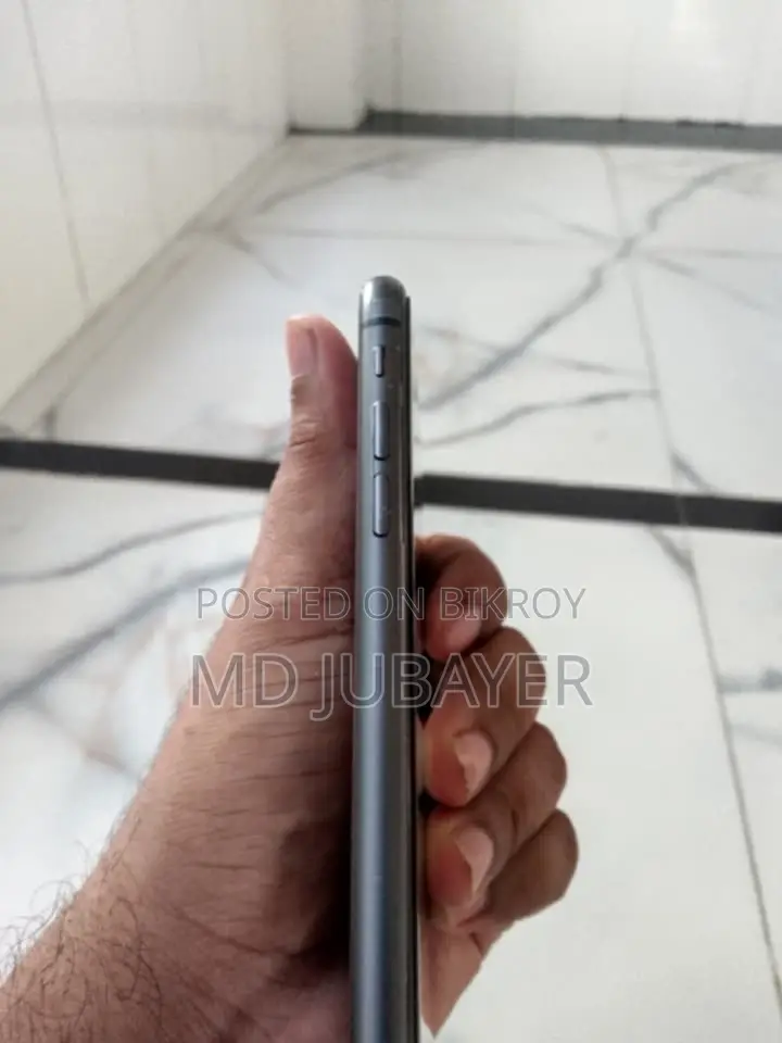 অ্যাপল আইফোন ১১ ১২৮ জিবি ব্ল্যাক