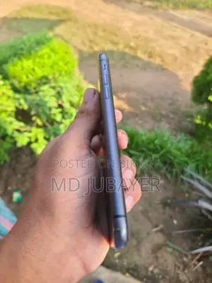 অ্যাপল আইফোন ১১ ১২৮ জিবি ব্ল্যাক