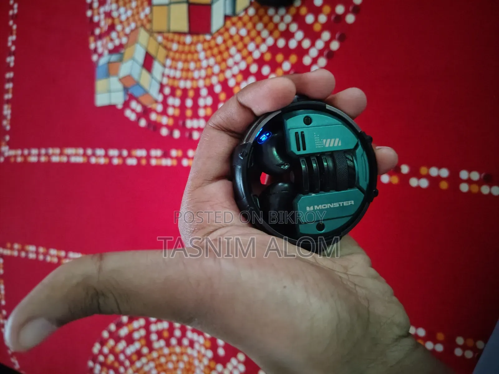 র Raw কোয়ালিটি RGB হেডফোন