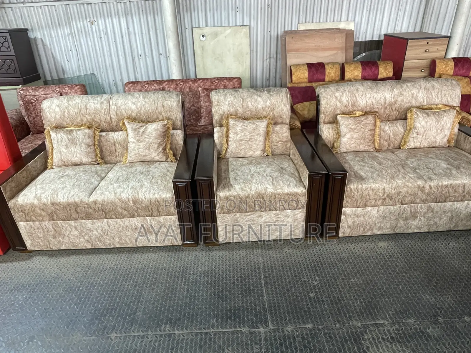 Box Sofa 2+2+1